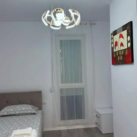 Апартаменты Bratti's 2 Near Tirana Center And Mother Teresa International Airport *