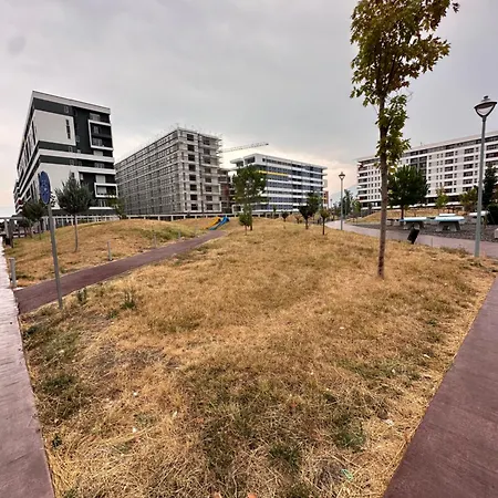 Bratti's 2 Near Tirana Center And Mother Teresa International Airport Апартаменты Laknas