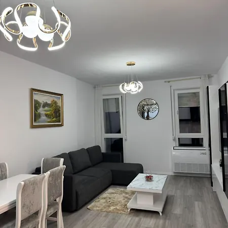 Апартаменты Bratti's 2 Near Tirana Center And Mother Teresa International Airport *