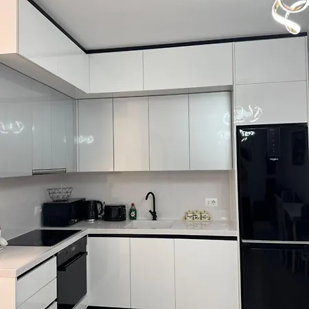 Bratti's 2 Near Tirana Center And Mother Teresa International Airport *