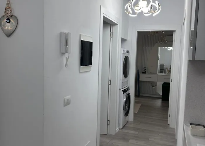 Apartment Bratti's 2 Near Tirana Center And Mother Teresa International Airport *