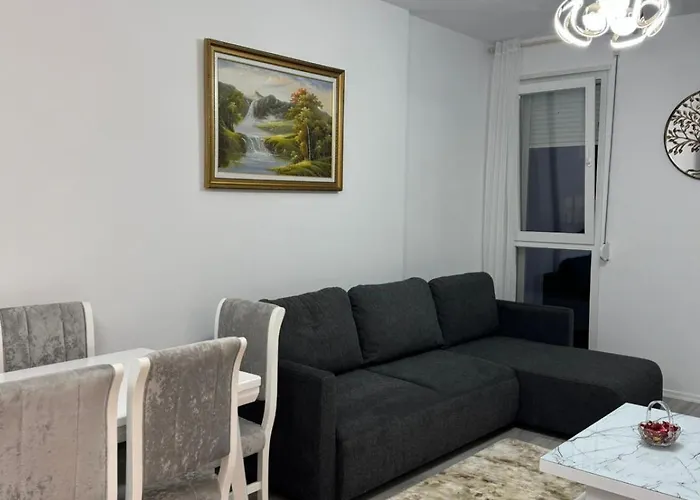 Bratti's 2 Near Tirana Center And Mother Teresa International Airport *