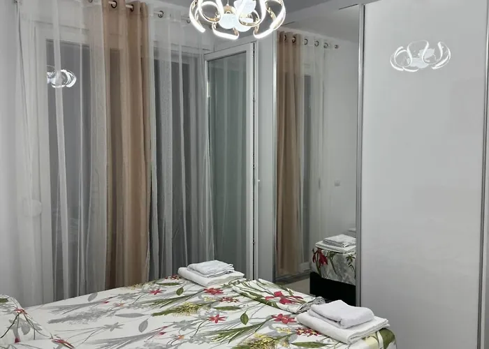 Bratti's 2 Near Tirana Center And Mother Teresa International Airport *