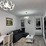 Apartment Tirana 2, Beautifull Near Mother Teresa Int Airport *