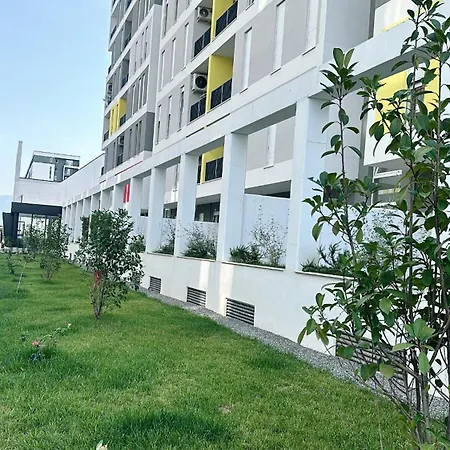 Daire Bratti's 2 Near Tirana Center And Mother Teresa International Airport