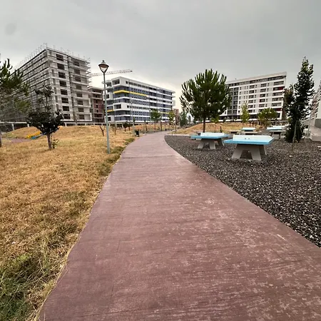 Bratti's 2 Near Tirana Center And Mother Teresa International Airport *