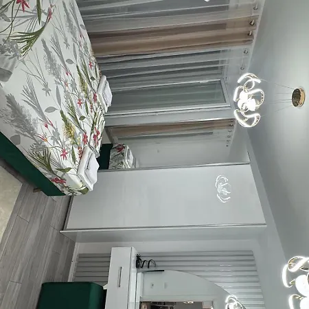 Bratti's 2 Near Tirana Center And Mother Teresa International Airport